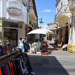 Ξενοδοχείο Metropole 2*