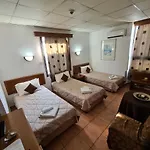 Metropole Отель 2*