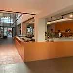 Metropole Отель Лимасол