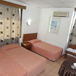 Отель Metropole 2*