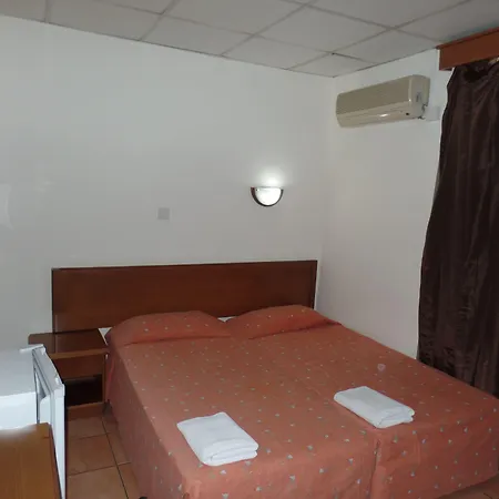 Hotel Metropole 2*