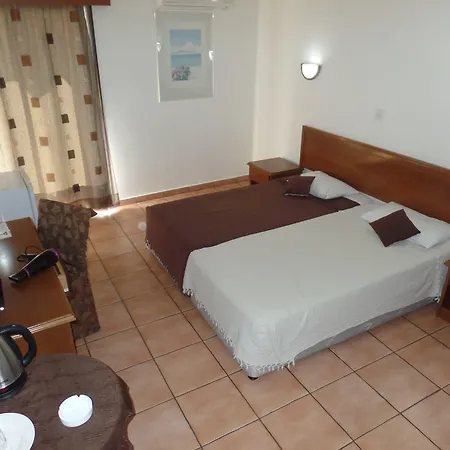 Metropole 2* Limassol