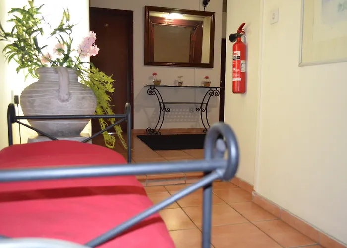 Metropole 2* Лимасол