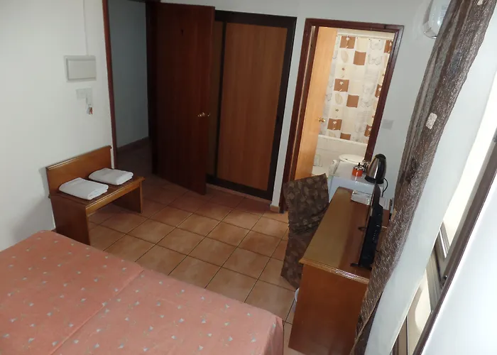 Metropole 2* Limassol